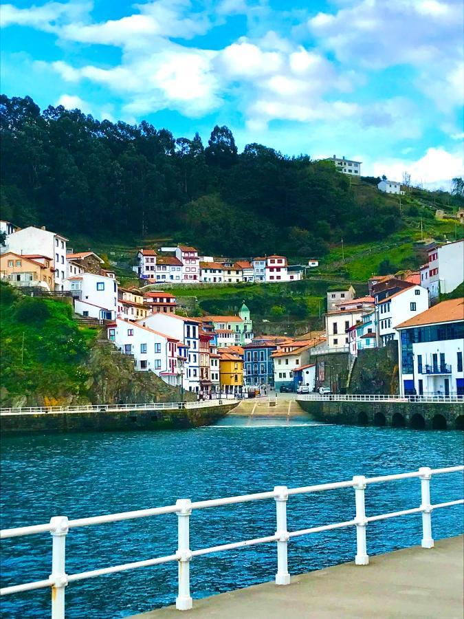La Casina De Colores De Cudillero Luaran gambar