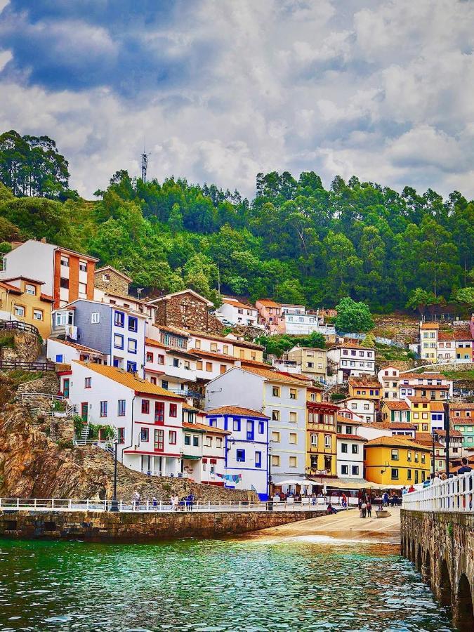 La Casina De Colores De Cudillero Luaran gambar
